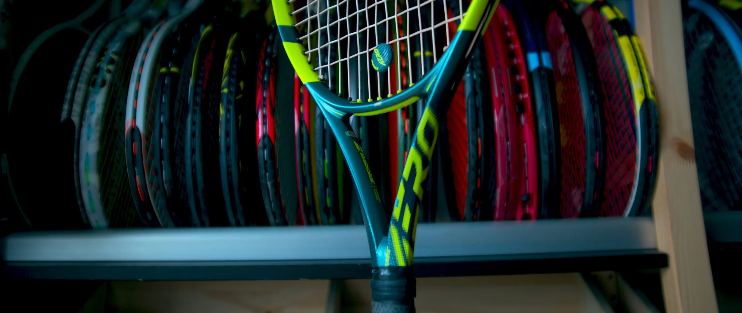 2026 バボラ　PURE AERO100 300g G2 SW285 2026 Pure Aero 100 Review: Is It REALLY Better? — TennCom